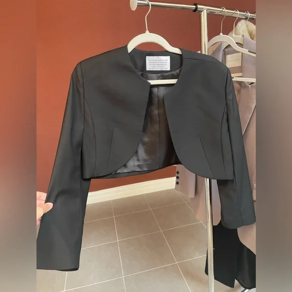 Stylenanda Jackets Coats Stylenanda Black Cropped Collarless - Main Image